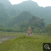 Kleine Pagode im Van Long Naturschutzgebiet. Foto: S. Elser.